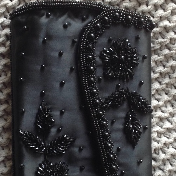 ❣️Vintage❣️La Regale Black Satin evening bag - Picture 6 of 8